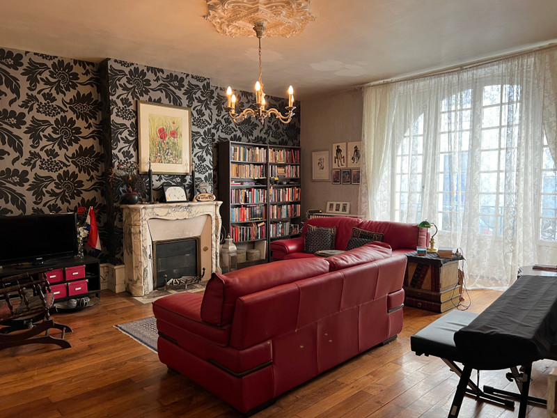 French property for sale in Thiviers, Dordogne - €280,000 - photo 3