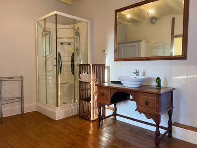 French property for sale in Ventouse, Charente - €415,000 - photo 9