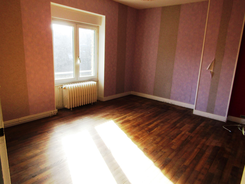 French property for sale in Saint-Pierre-des-Nids, Mayenne - €130,900 - photo 5