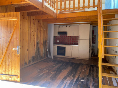 French property for sale in Ventouse, Charente - €19,600 - photo 3