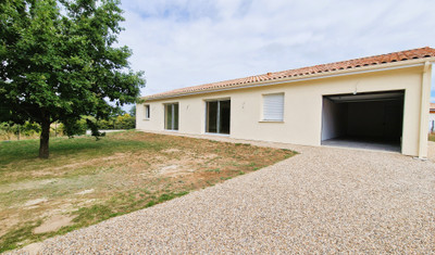 Maison à vendre à Vélines, Dordogne, Aquitaine, avec Leggett Immobilier