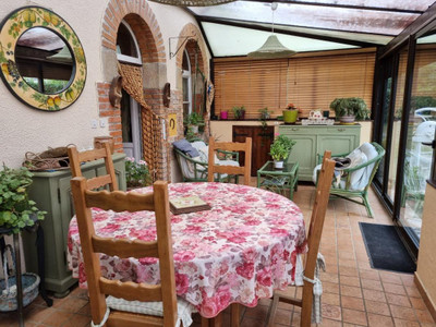 French property for sale in Gennetines, Allier - €577,500 - photo 2