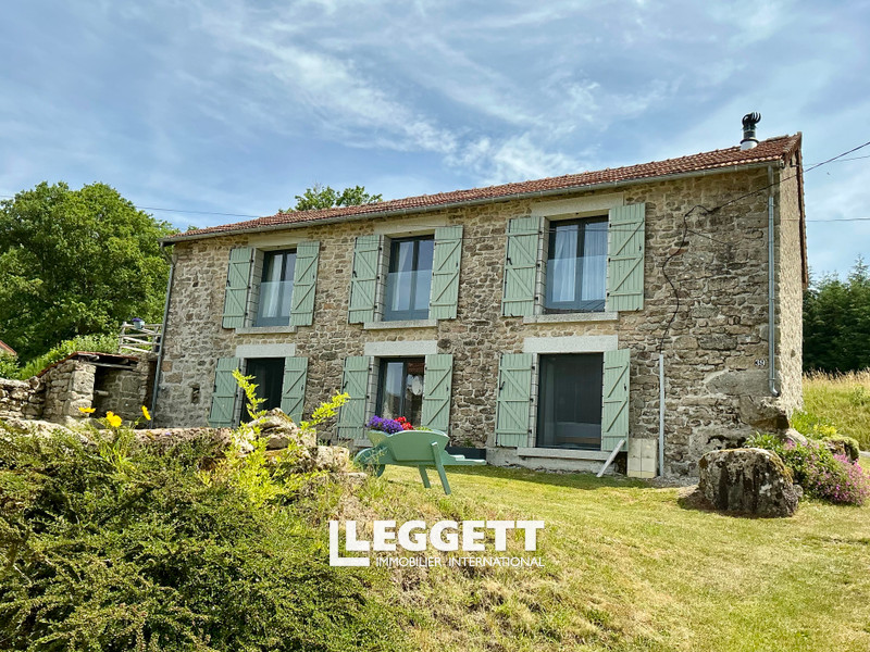 Maison 9 pièce(s), ROYÈRE-DE-VASSIVIÈRE