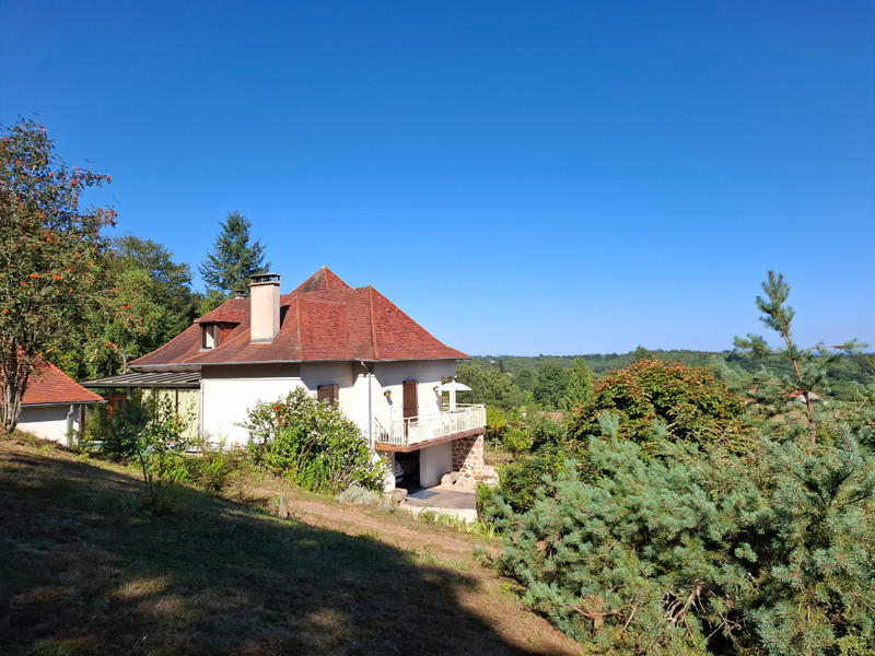 Maison à vendre à Chaptelat, Haute-Vienne - 424.000 € - photo 1