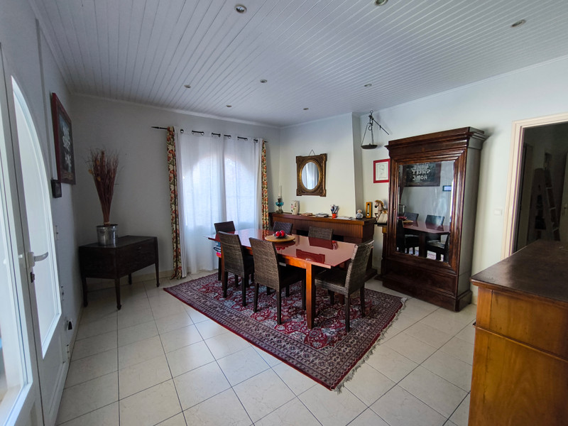 French property for sale in Arès, Gironde - €1,035,000 - photo 5
