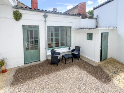 French property for sale in Ruffec, Charente - €139,950 - photo 7