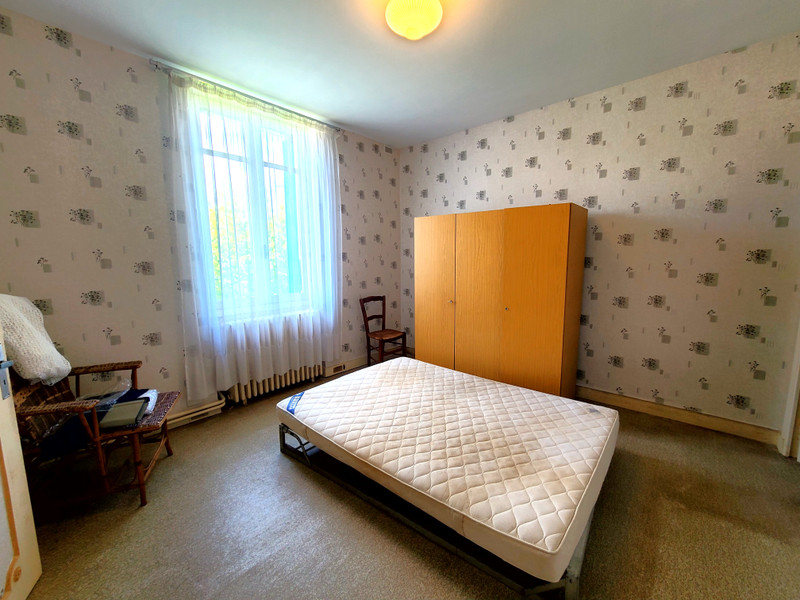 French property for sale in Pleuville, Charente - €88,000 - photo 6