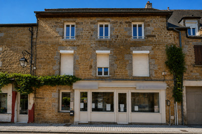 house for sale in Orne