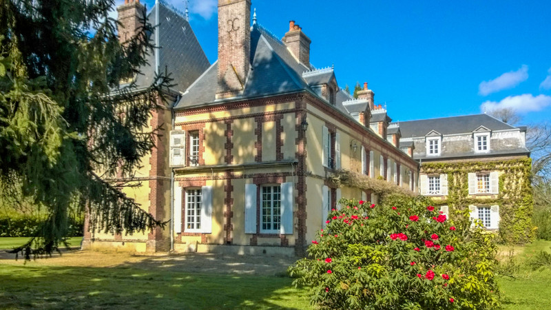 French property for sale in Saint-Antonin-de-Sommaire, Eure - €1,437,000 - photo 2