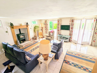 French property for sale in Troche, Corrèze - €205,000 - photo 4