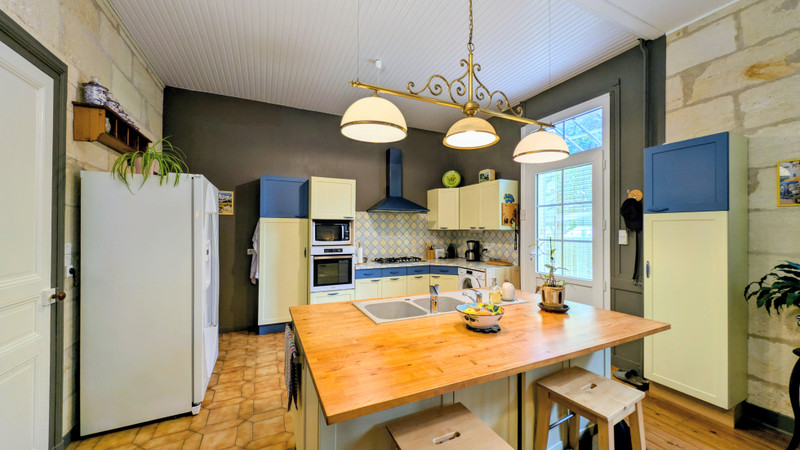 French property for sale in Les Billaux, Gironde - €585,000 - photo 4