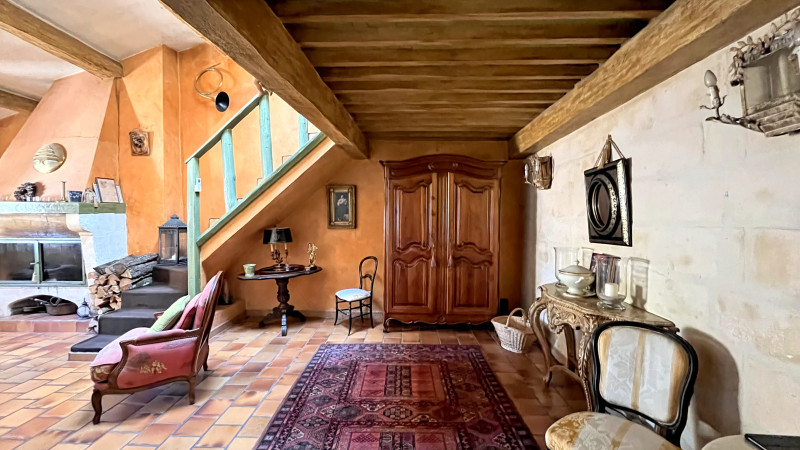 French property for sale in Avignon, Vaucluse - €326,000 - photo 8