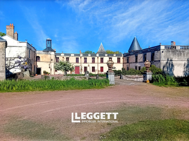Château 26 pièce(s), PIERREFITTE