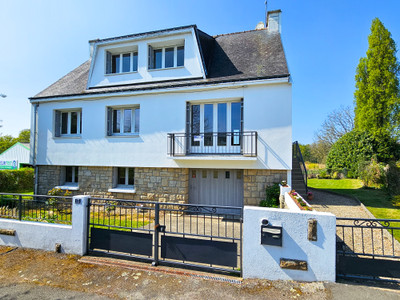 French property for sale in Guémené-sur-Scorff, Morbihan - €194,565 - photo 14