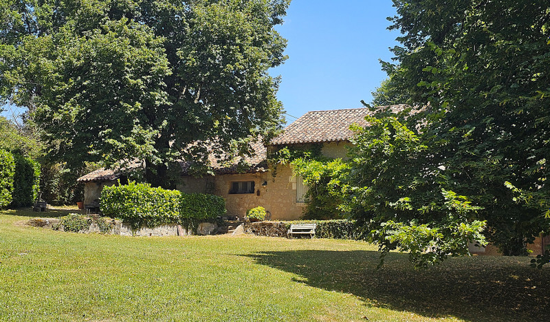 French property for sale in Tombebœuf, Lot-et-Garonne - €397,500 - photo 2