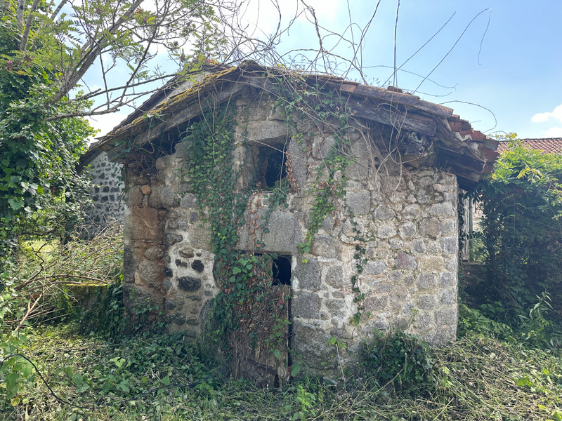 French property for sale in Saint-Estèphe, Dordogne - €66,600 - photo 9
