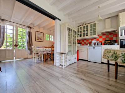 French property for sale in Arsac, Gironde - €750,000 - photo 1