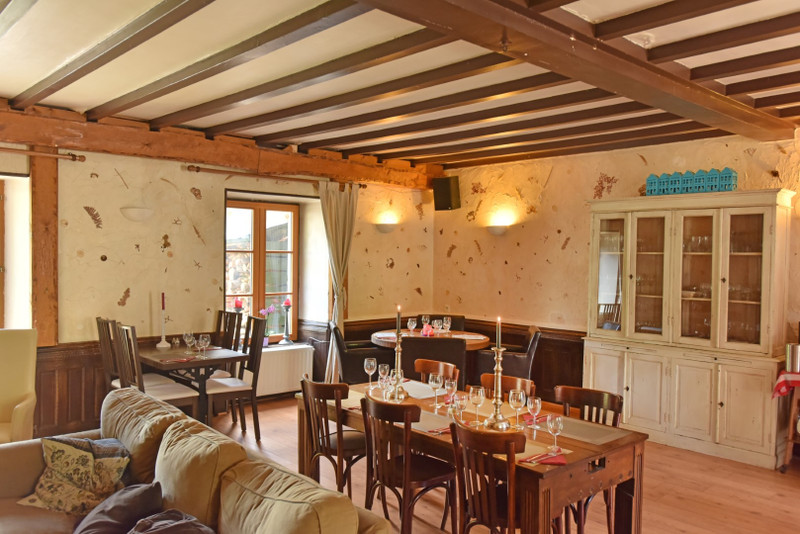 French property for sale in Saint-Donat, Puy-de-Dôme - €395,000 - photo 4