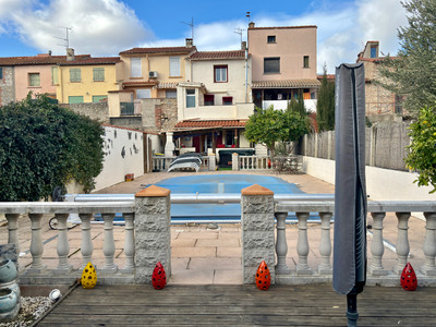 Maison à vendre à Millas, Pyrénées-Orientales, Languedoc-Roussillon, avec Leggett Immobilier