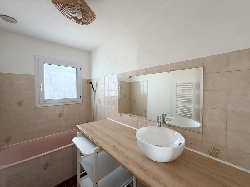 French property for sale in La Jarrie, Charente-Maritime - €267,500 - photo 11