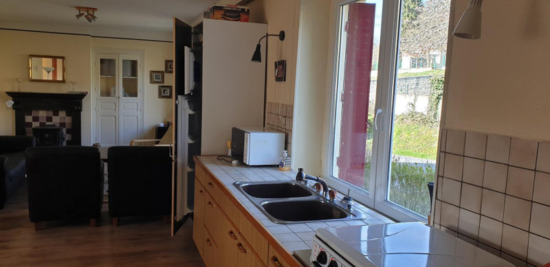 French property for sale in Châteauneuf-les-Bains, Puy-de-Dôme - €175,000 - photo 1