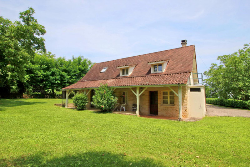French property for sale in Lalinde, Dordogne - €599,000 - photo 2