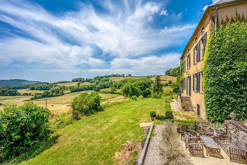 French property for sale in Villapourçon, Nièvre - €495,000 - photo 4