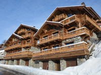 Outside hot tub for sale in MERIBEL LES ALLUES Savoie French_Alps