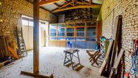 Maison à vendre à Saint-Pierre-de-Juillers, Charente-Maritime - 299.600 € - photo 11