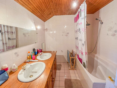 French property for sale in Lhommaizé, Vienne - €445,200 - photo 6