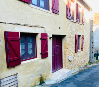 Maison à vendre à Montignac-Lascaux, Dordogne, Aquitaine, avec Leggett Immobilier