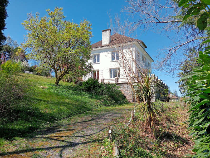 Maison à vendre à Tulle, Corrèze - 376.300 € - photo 1