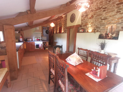 French property for sale in Saint-Vincent-sur-Oust, Morbihan - €275,000 - photo 2