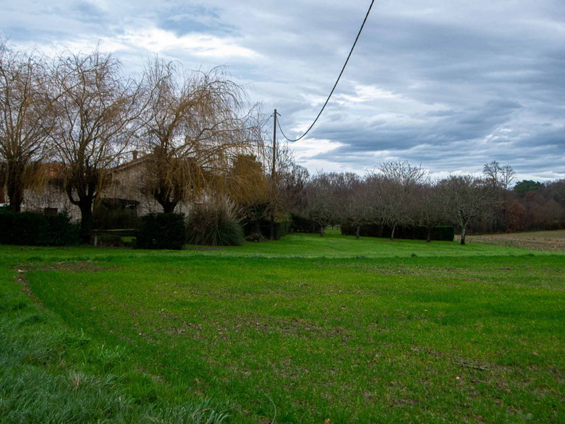 French property for sale in Saint-Simon-de-Bordes, Charente-Maritime - photo 2