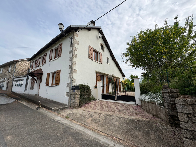 French property for sale in Saint-Saud-Lacoussière, Dordogne - €194,400 - photo 8