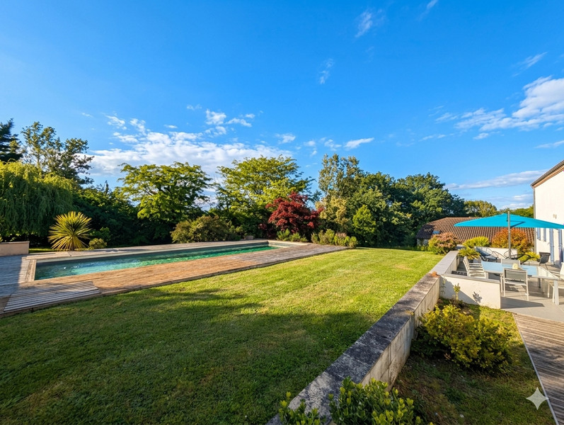 French property for sale in Pinel-Hauterive, Lot-et-Garonne - €530,000 - photo 3
