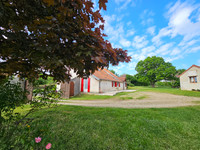 Maison à vendre à Néris-les-Bains, Allier - 268.000 € - photo 7
