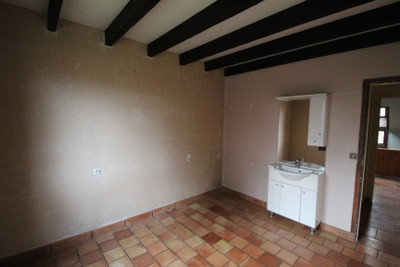 French property for sale in Saint-Savin, Vienne - €109,000 - photo 5
