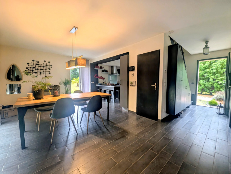 French property for sale in Maulette, Yvelines - €424,000 - photo 3