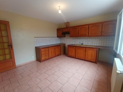 French property for sale in Angoulême, Charente - €266,000 - photo 1
