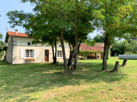 houses and homes for sale inSaint-Quentin-de-ChalaisCharente Poitou_Charentes