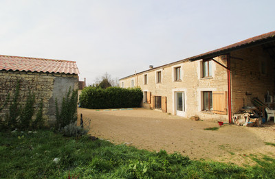 French property for sale in Dampierre-sur-Boutonne, Charente-Maritime - €249,900 - photo 13