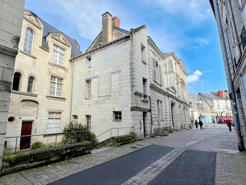 French property for sale in Saumur, Maine-et-Loire - €168,000 - photo 1
