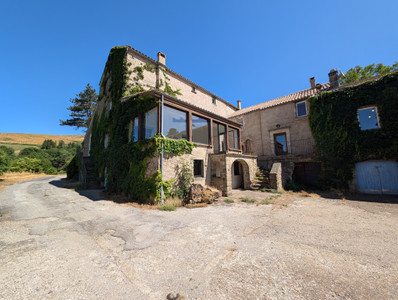 French property for sale in Castanet-le-Haut, Hérault - €626,000 - photo 3