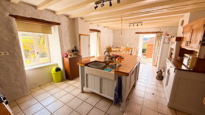 French property for sale in Cussac, Haute-Vienne - €194,400 - photo 1