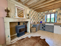 Propriété à vendre à Verrue, Vienne - 233 000 € - photo n°4