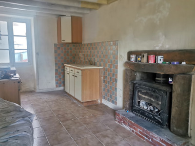 French property for sale in Peillac, Morbihan - €172,800 - photo 9