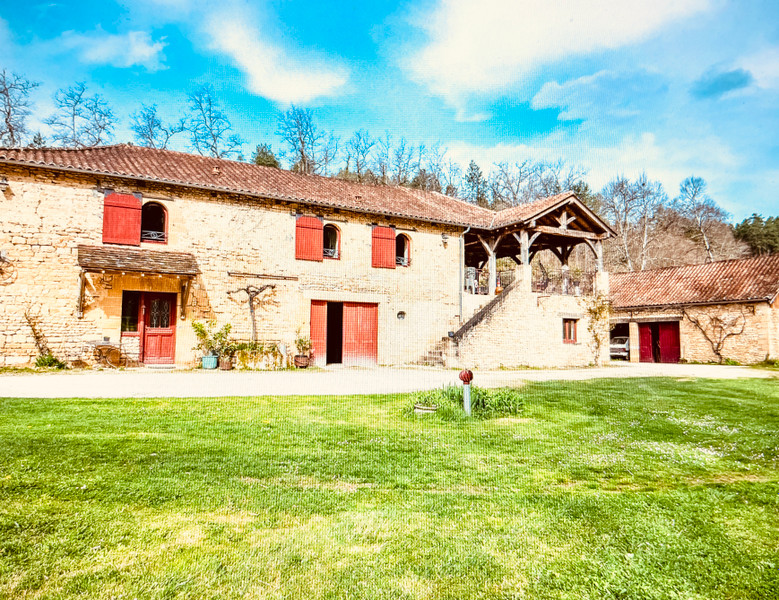 Maison à vendre à Rouffignac-Saint-Cernin-de-Reilhac, Dordogne - 682 500 € - photo 1