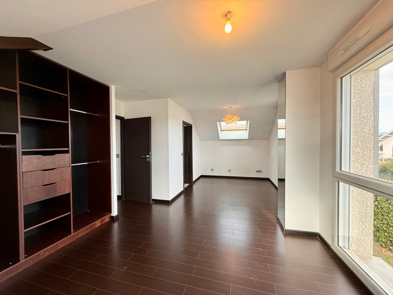 French property for sale in Douvaine, Haute-Savoie - €550,000 - photo 8