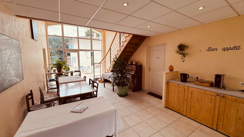 French property for sale in Saint-Maigrin, Charente-Maritime - €649,950 - photo 6